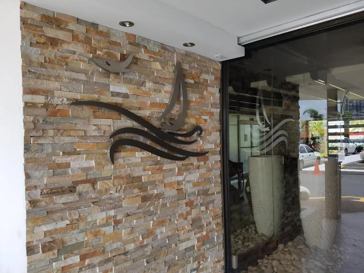 Marbella del Caribe Isla Verde Beachfront Aparthotel San Juan